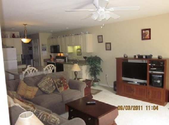 631 Blossom Hill Ln - Photo 3 of 6