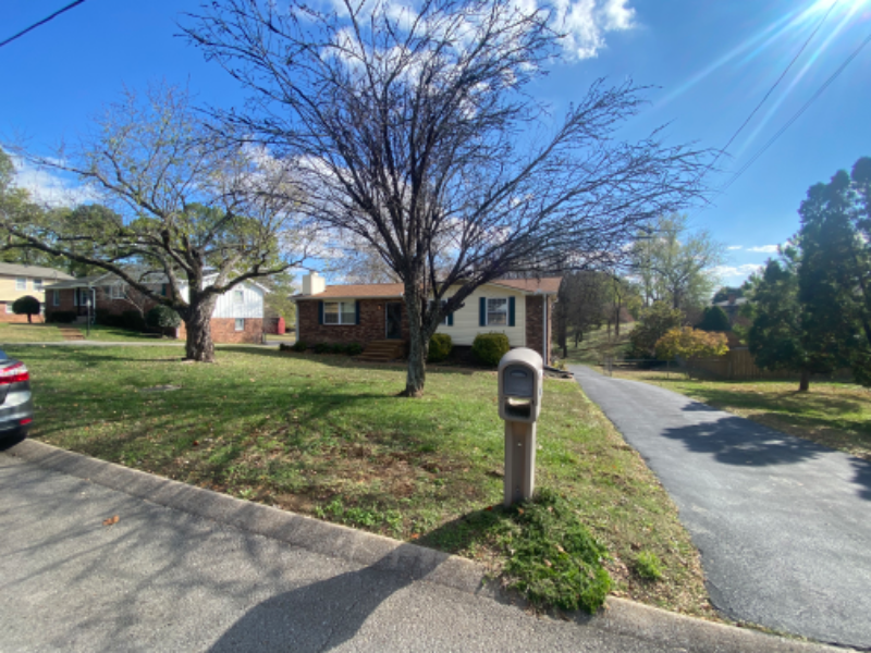 4505 Baton Rouge Dr - Photo 2 of 12