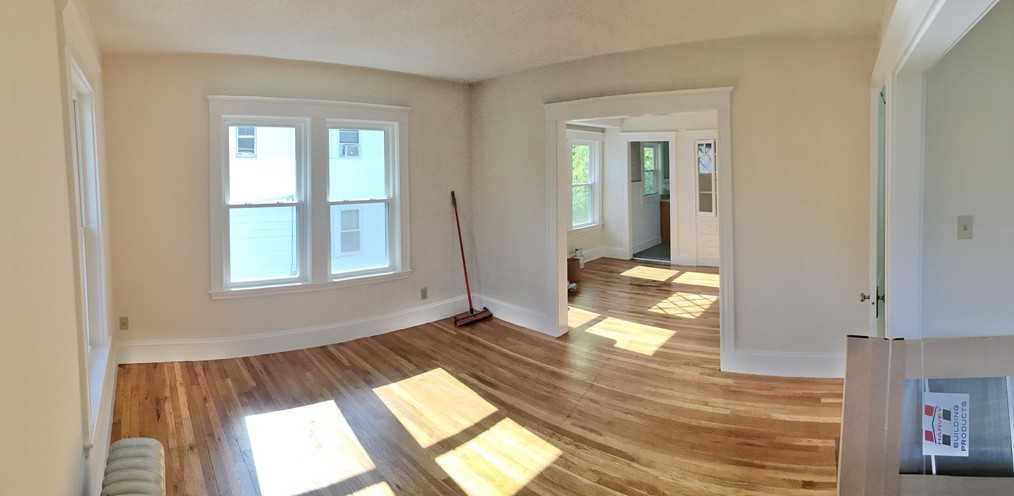 22 Oxford Ave #2 - Photo 3 of 12