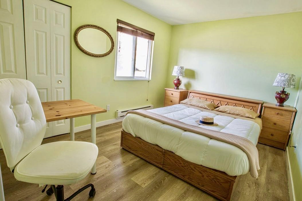 427 Blue Mountain Street, Coquitlam, BC V3K 4K3 2 Bedroom House for