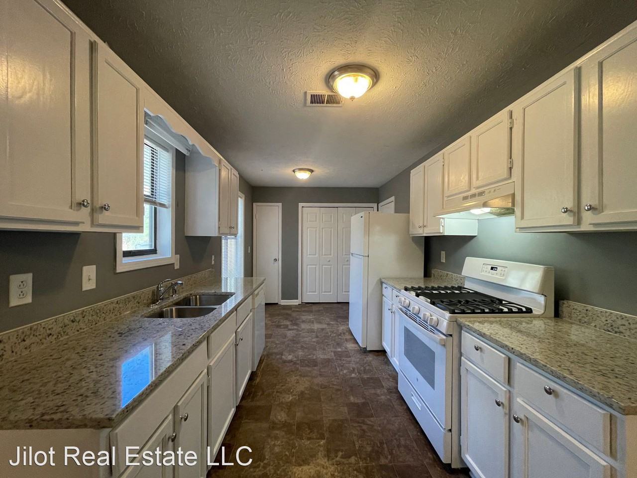 2993 Owens Meadow Dr Nw - Photo 2 of 18