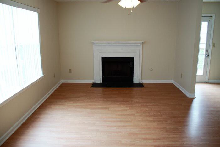 3407 Peachcrest Trce - Photo 2 of 8