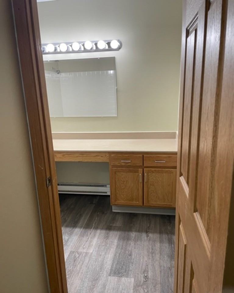 901 East 5th Street - Photo 2 of 7