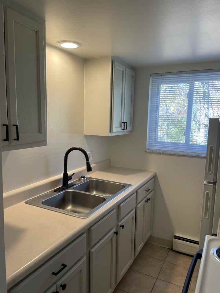 1923 Sutton Avenue #206