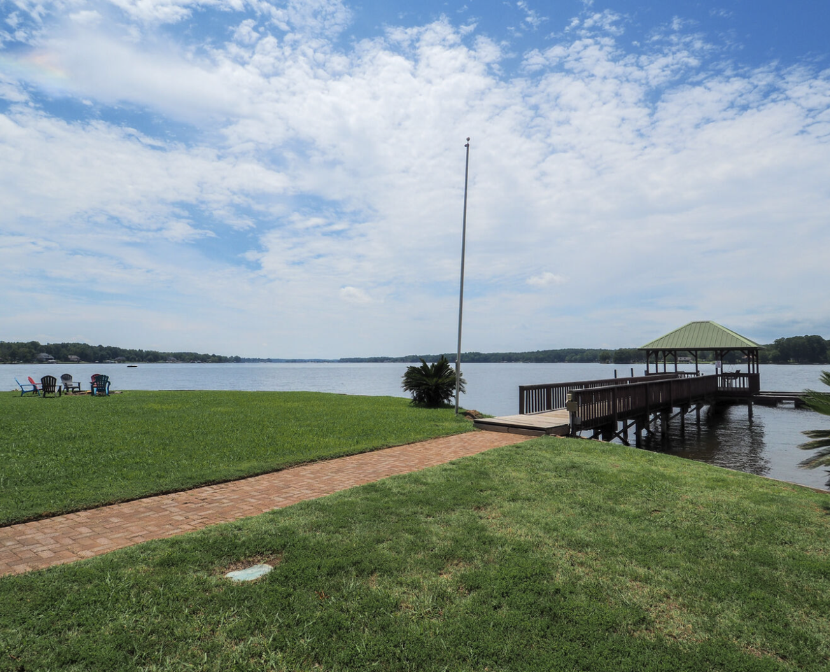 3751 Fords Street - Photo 3 of 38