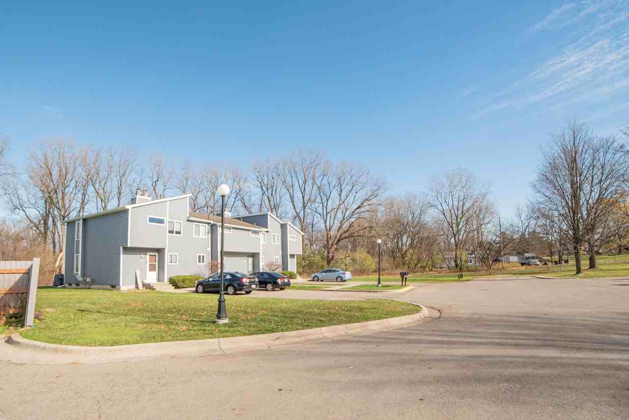 Westwind Townhomes - Photo 4 of 38