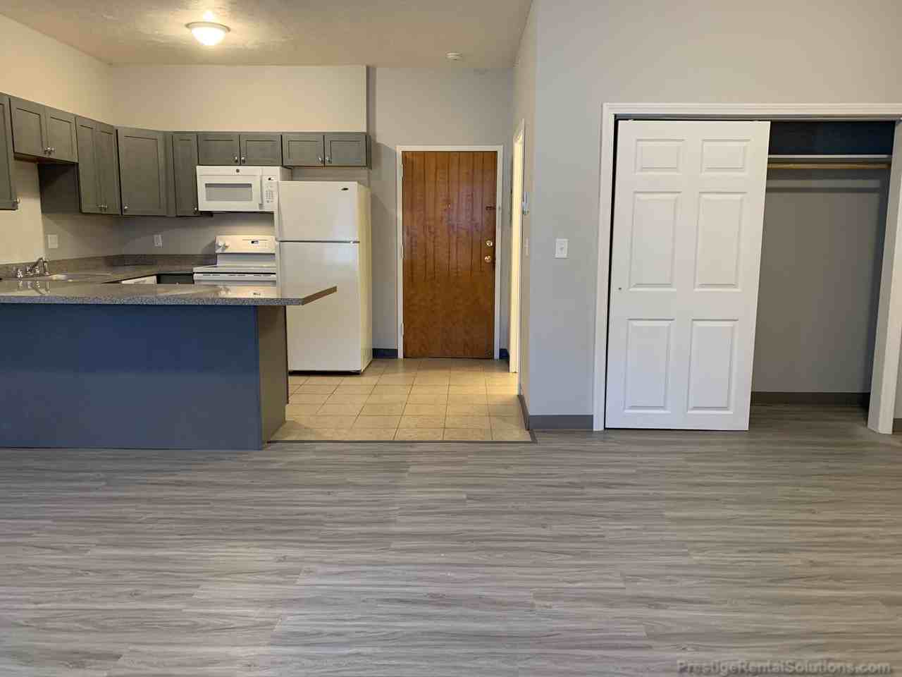 11 Willow St #101 - Photo 7 of 9