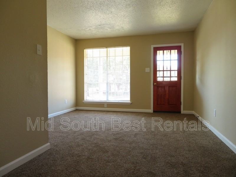 1138 Semmes St - Photo 2 of 6