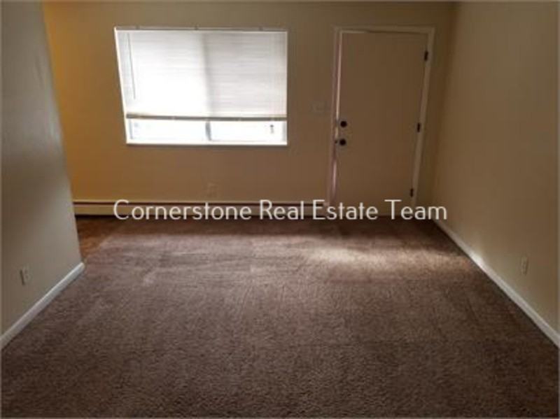 3113 Illinois Ave - Photo 2 of 11