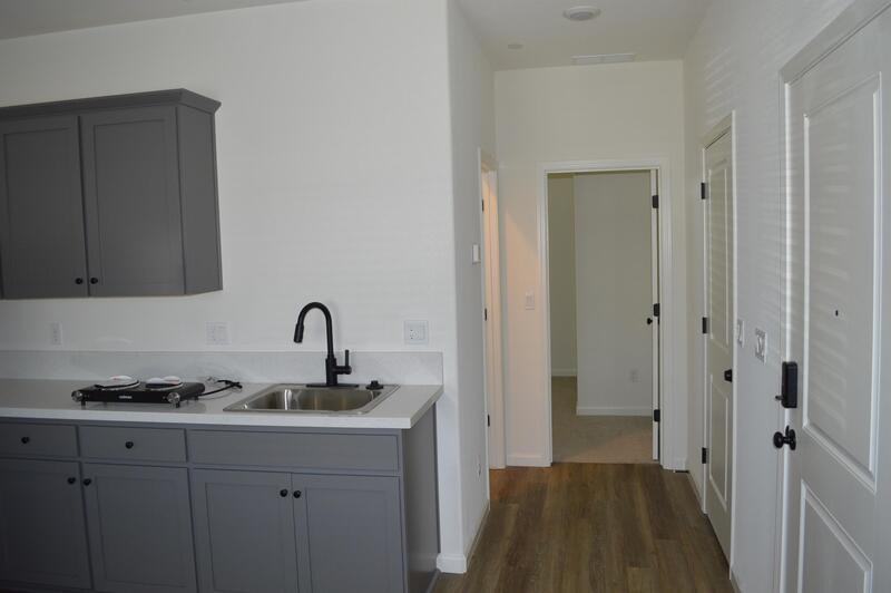 573 Bedfordshire Dr - Photo 4 of 11
