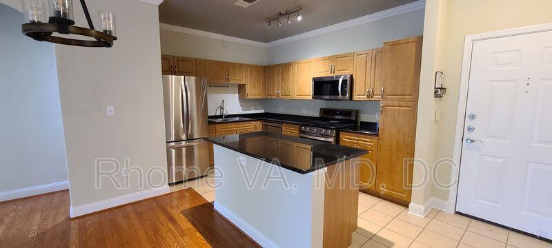 12937 Centre Park Cir #303 - Photo 3 of 48
