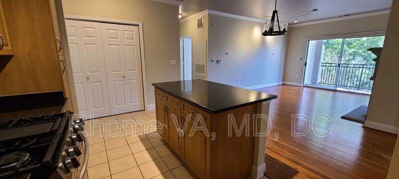 12937 Centre Park Cir #303 - Photo 5 of 48