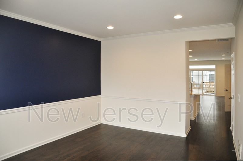 9 Cortland Pl - Photo 3 of 16