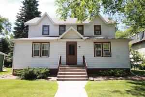 featured image of 420 S 6th St