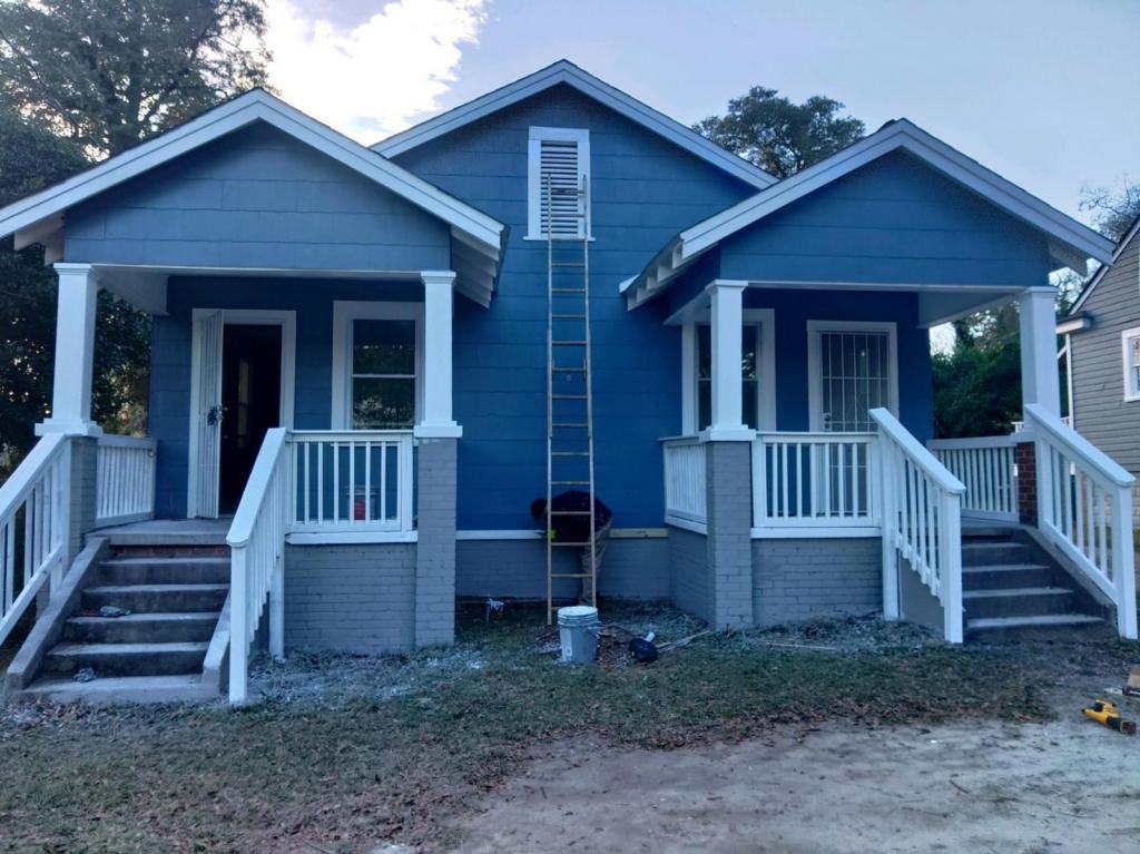 1503 11th Ave - Photo 2 of 4