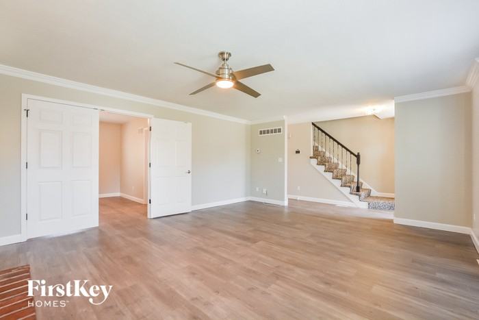 7013 T Gabbert Dr - Photo 3 of 15