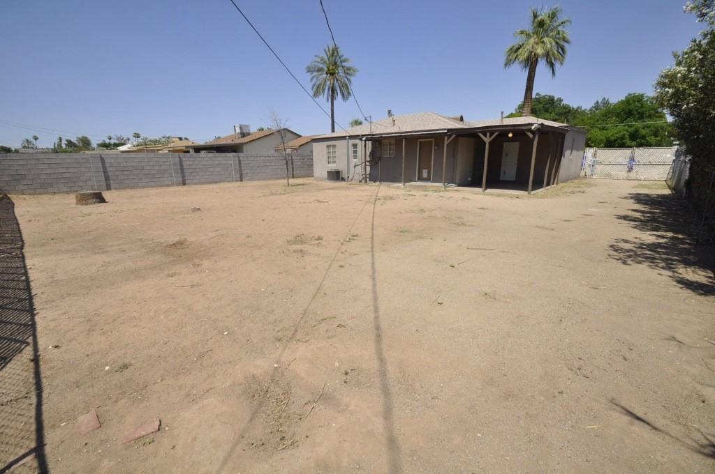 4208 N 15th Ave - Photo 2 of 10