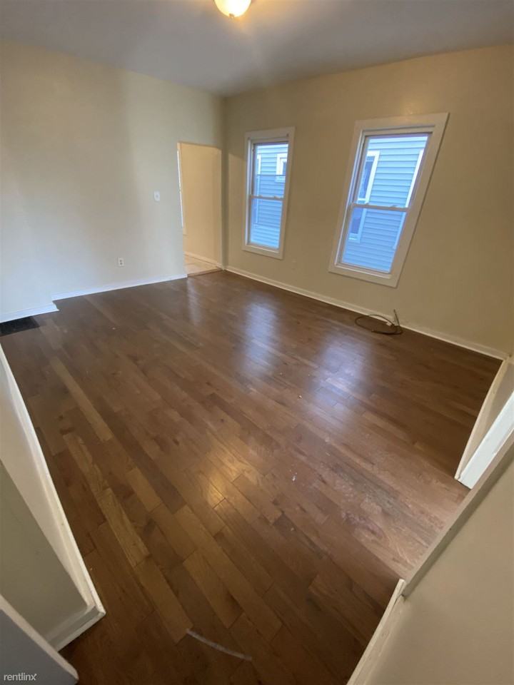 685 Winchester Ave Apartments in Prospect Hill, New Haven, CT 06511