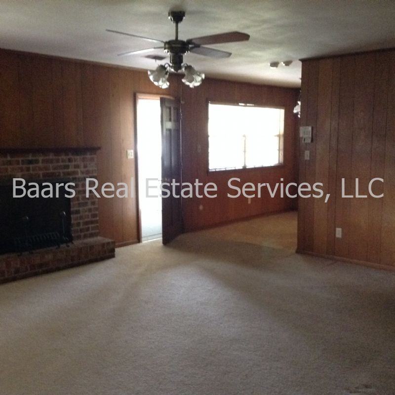 2 N 77th Ave - Photo 2 of 8