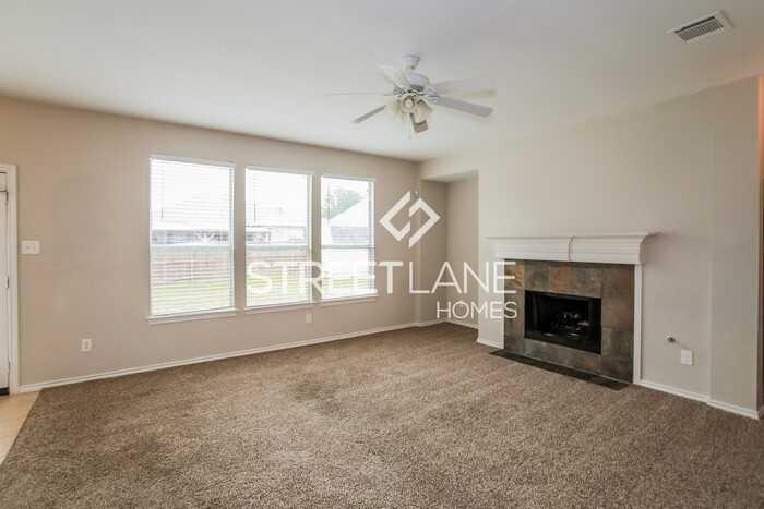 3508 Yale Dr - Photo 2 of 15