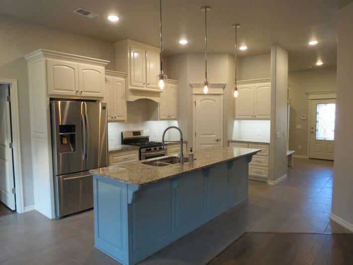 1209 N Storybrook Ter - Photo 2 of 26