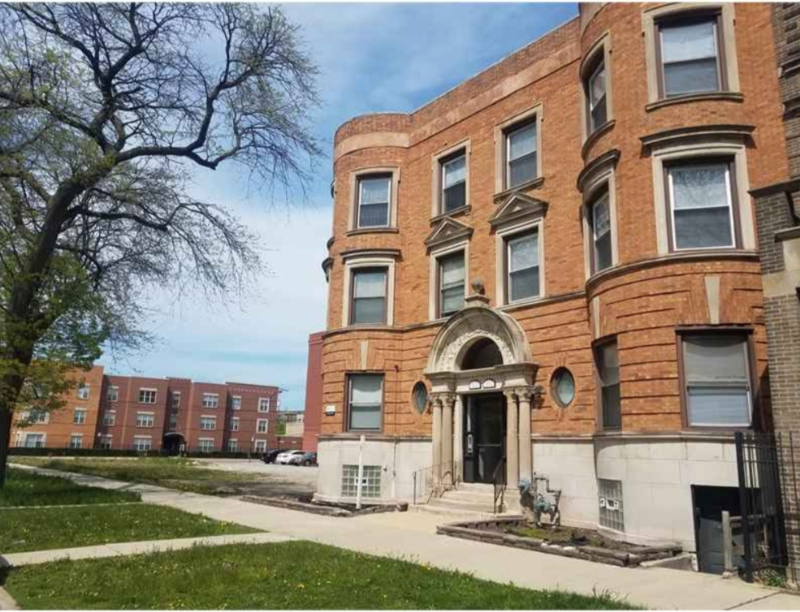 4319 S Michigan Ave #3 - Photo 2 of 16