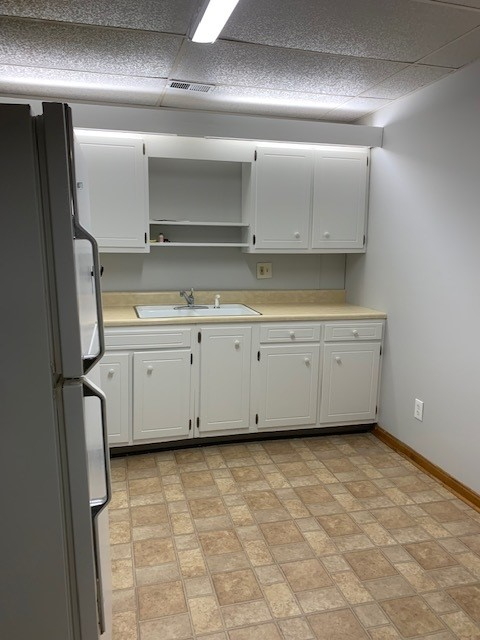 217 Crescent Ct #C - Photo 3 of 17