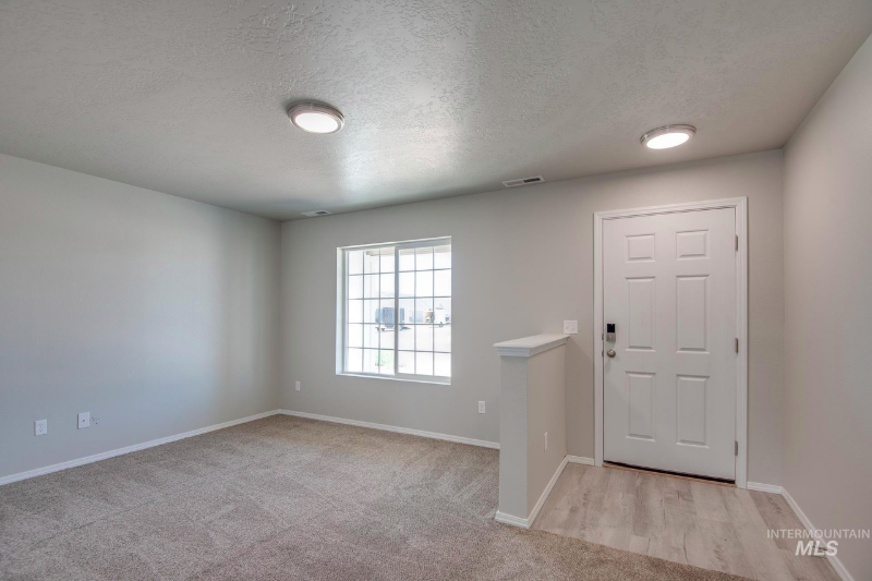 4530 S Giants Way - Photo 2 of 22