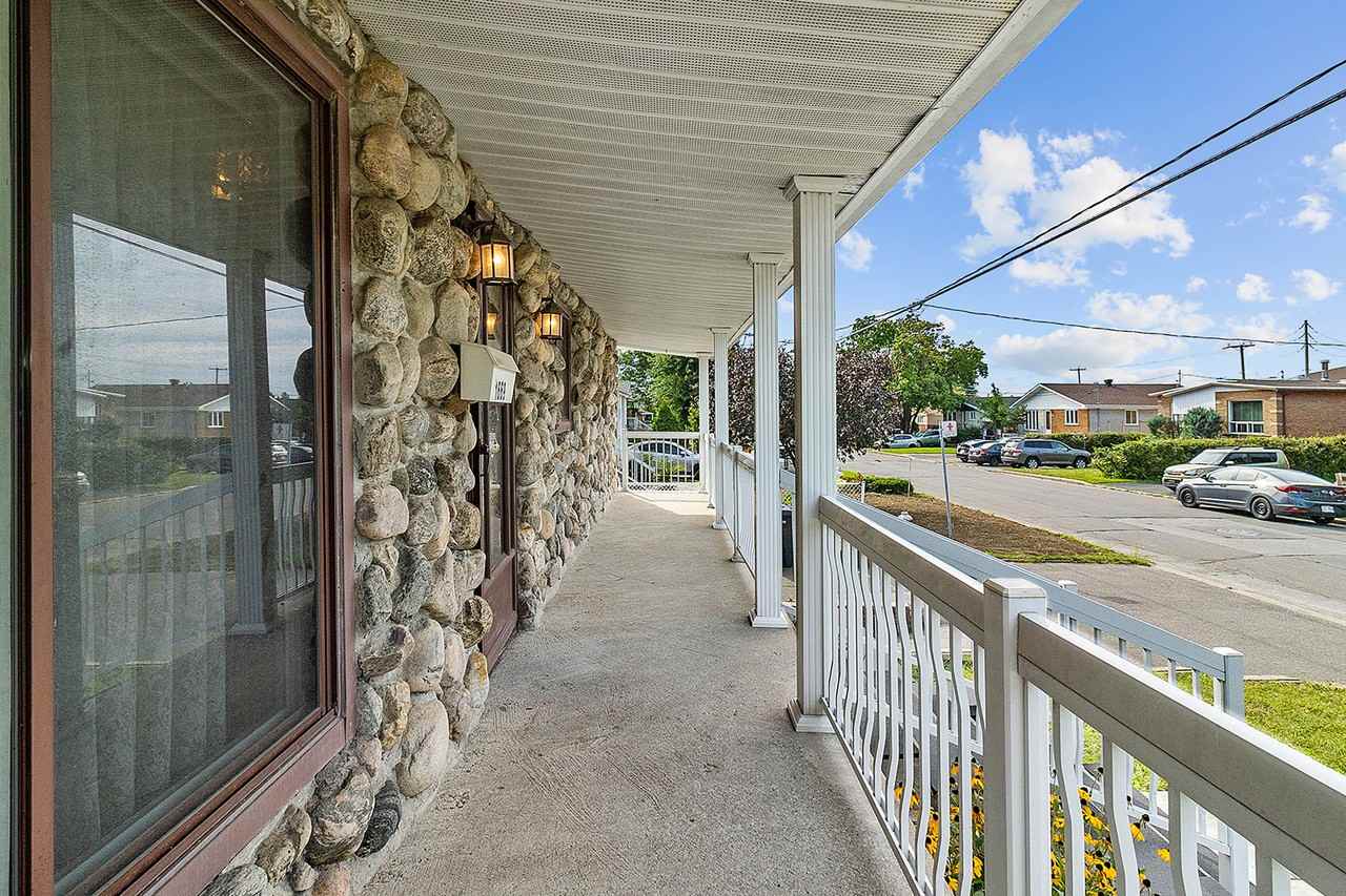 1669 Rue Bédard - Photo 2 of 15