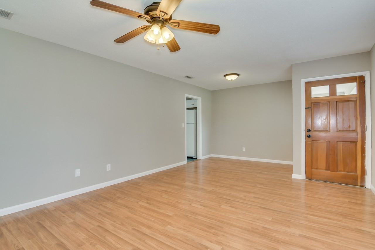 3327 Westcliffe Ct #1 - Photo 6 of 42