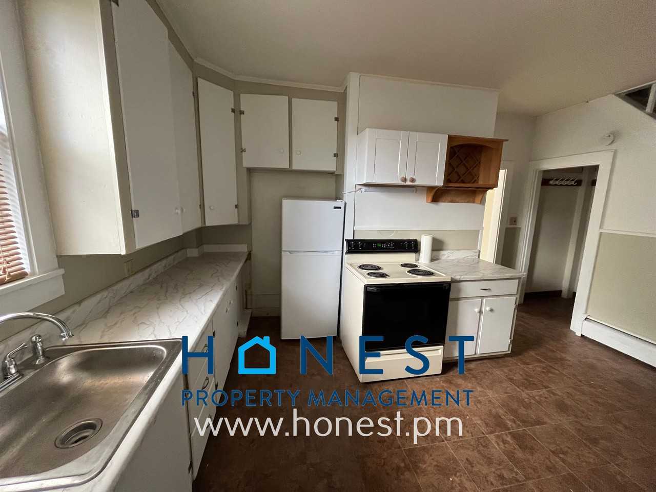 10 Lasalle St #2 - Photo 3 of 20