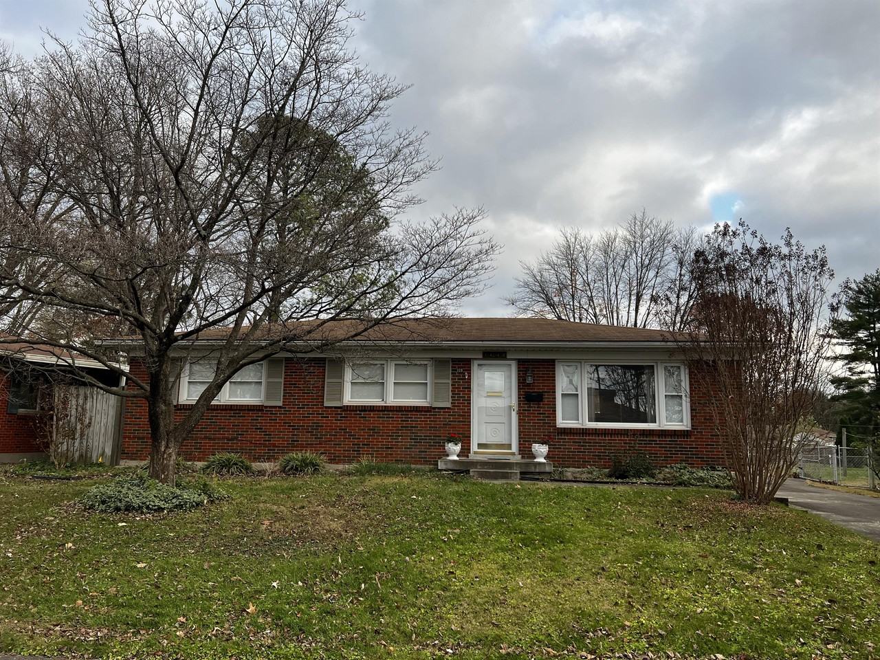 4214 Blossomwood Dr #1 - Photo 2 of 31