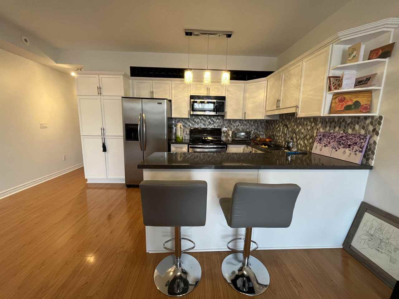 1949 Lawrence Ave W #12 - Photo 3 of 10