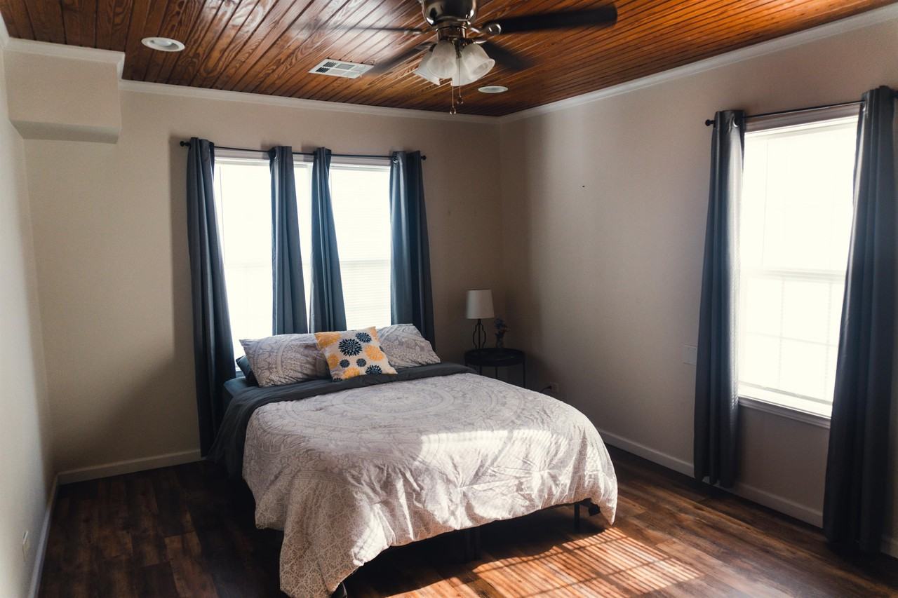 125 125 East #1 - Photo 4 of 50