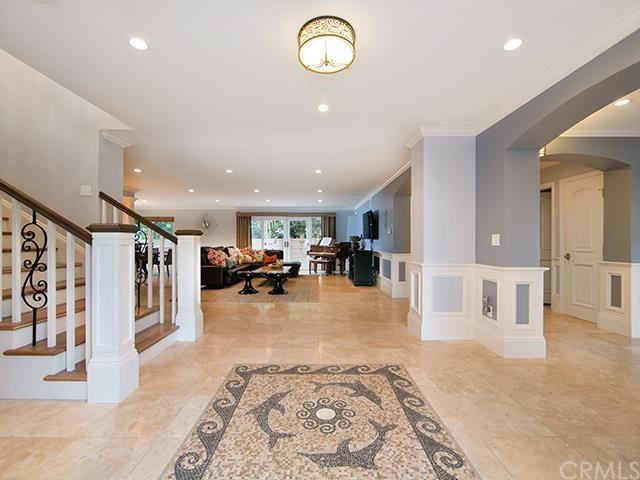 1603 Cliff Dr - Photo 2 of 29