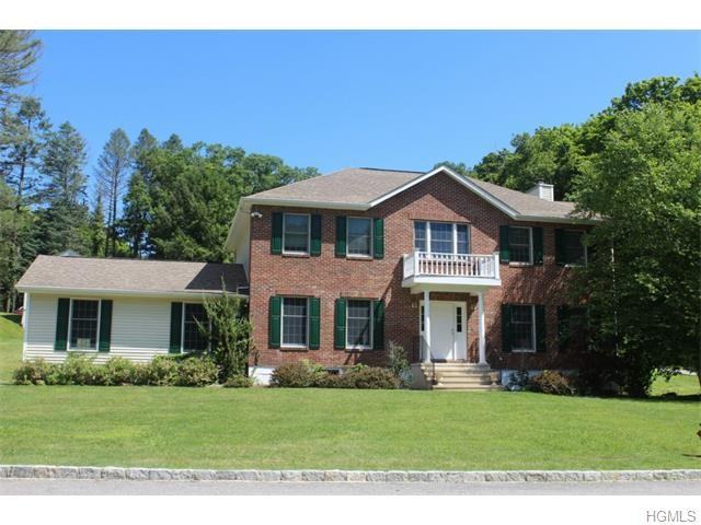 2237 Saw Mill River Rd - Photo 3 of 27