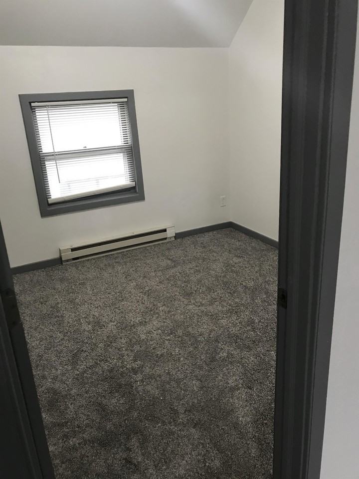 1613 Maryland Ave #2 - Photo 4 of 10