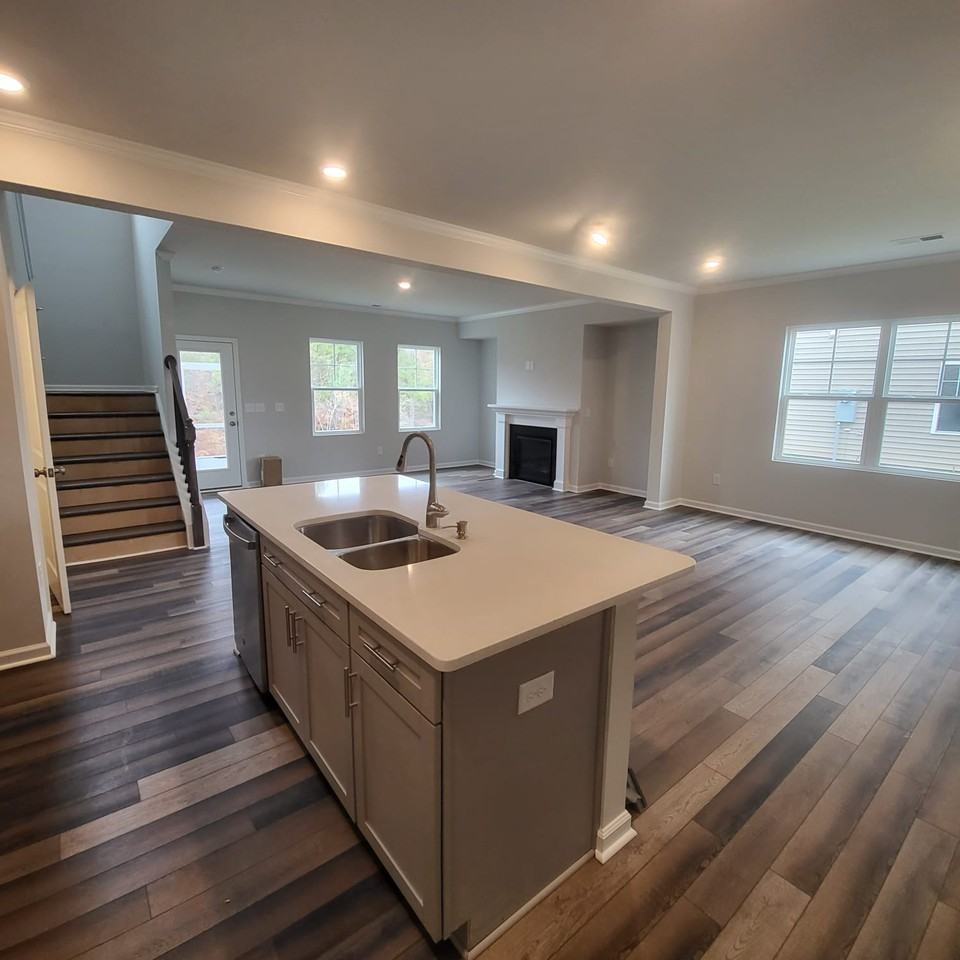 3121 Montlawn Pl #1 - Photo 5 of 24