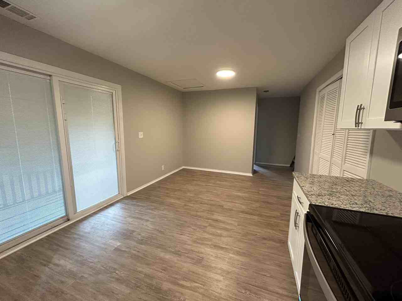 185 Springtree Rd #1 - Photo 5 of 16