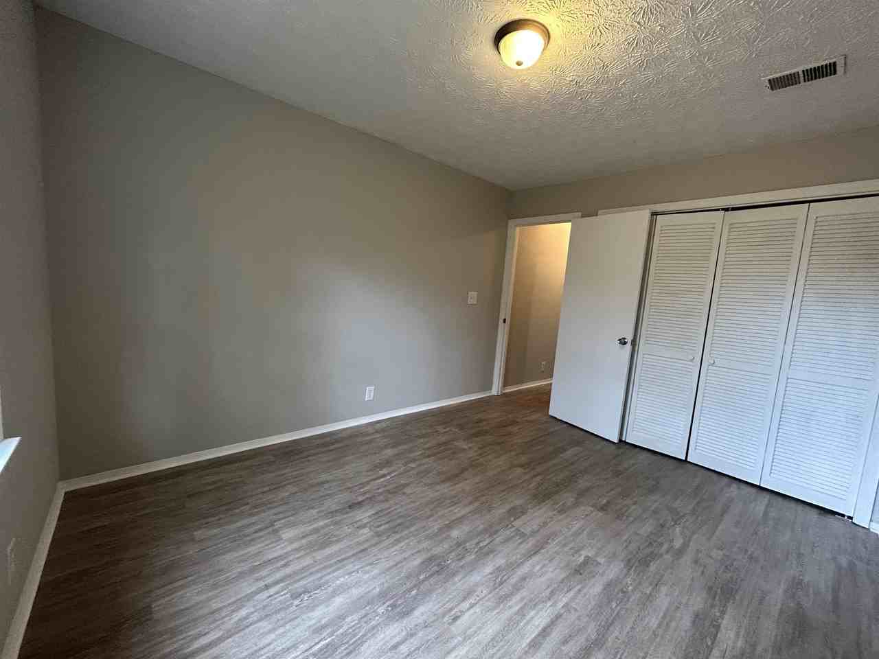 185 Springtree Rd #1 - Photo 7 of 16