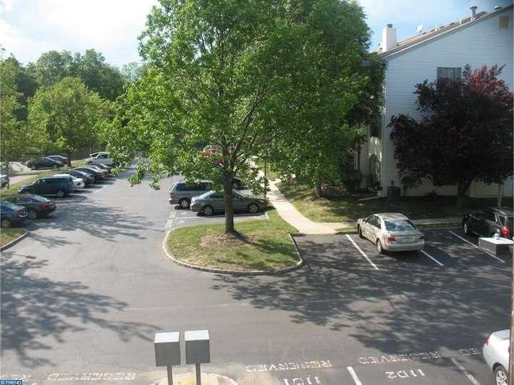 10 Joyner Ct - Photo 3 of 15