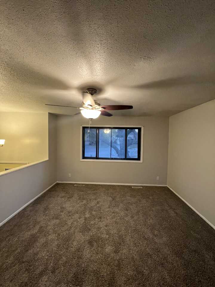 13026 Browne Cir - Photo 3 of 11