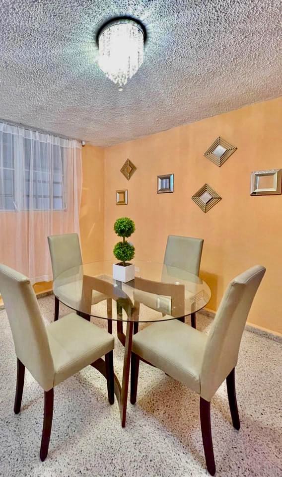 896 Calle 2 - Photo 3 of 10
