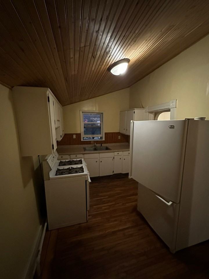 201 N D St - Photo 3 of 3