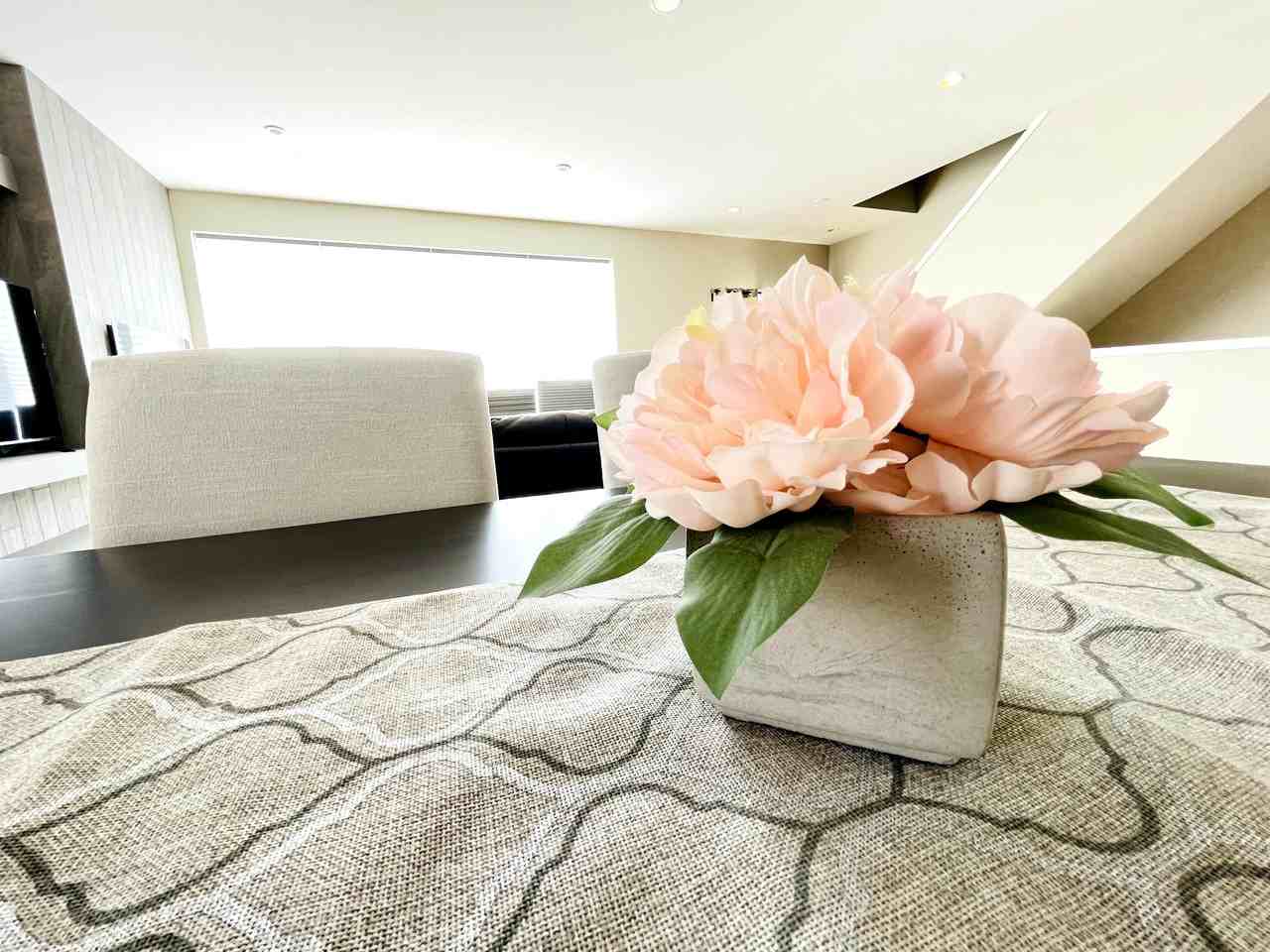 850 Taché Ave #1 - Photo 3 of 24