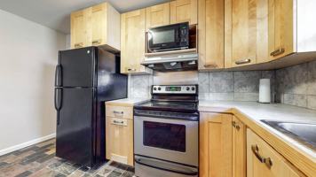 featured image of Creek Ct