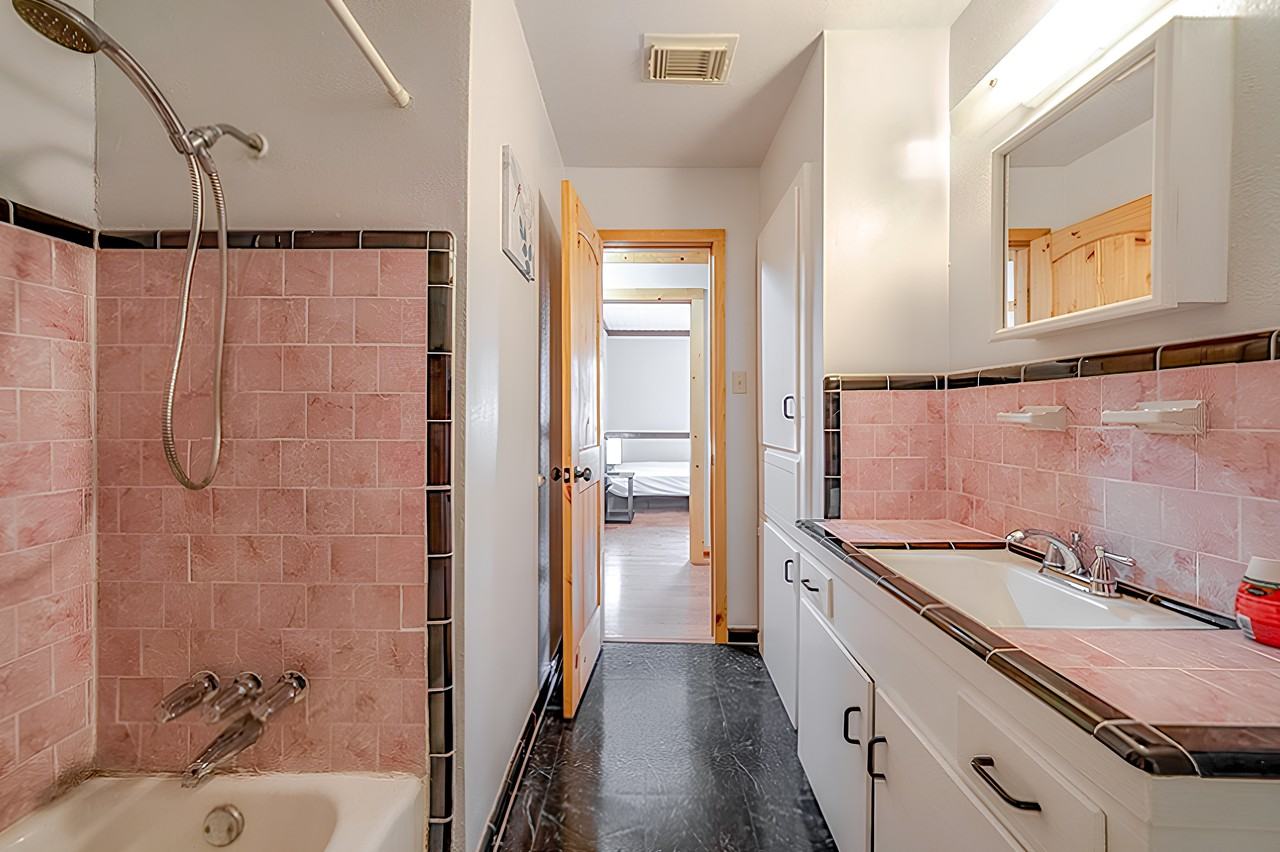 Tanglebriar Dr - Photo 4 of 20