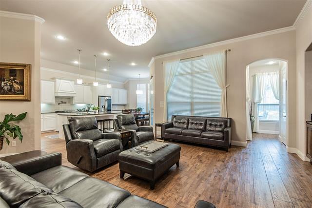 221 Waterview Ct - Photo 3 of 50