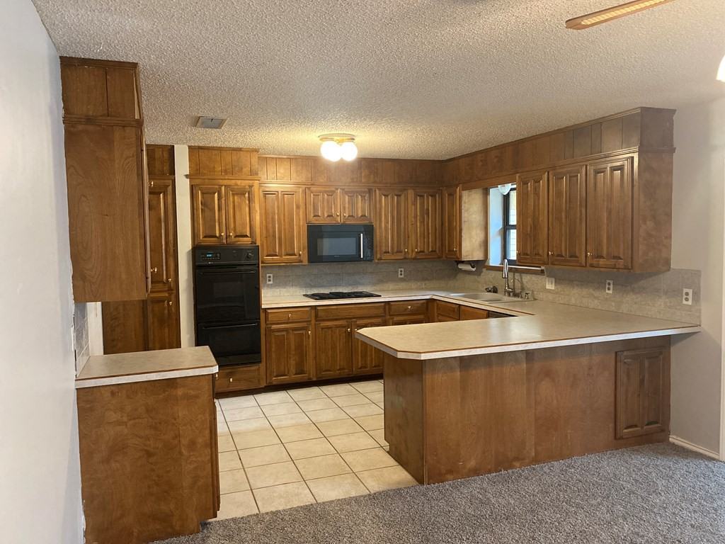 2915 Northtown Pl - Photo 2 of 17