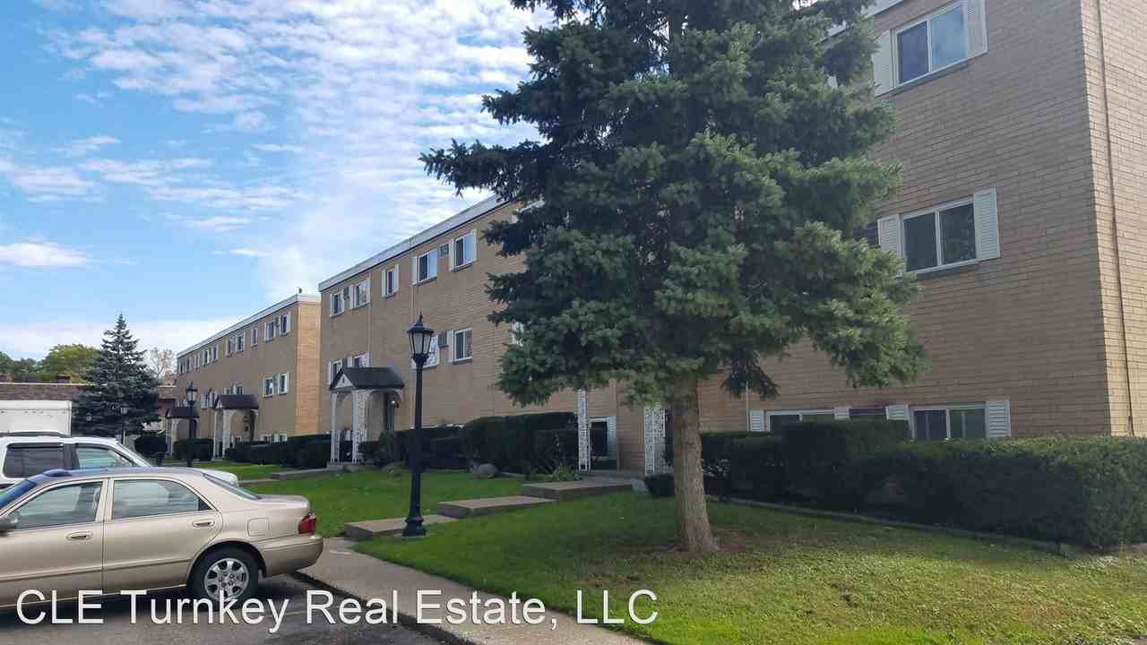 4638 Oberlin Avenue - Photo 2 of 15